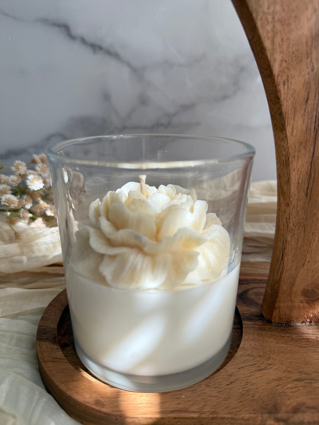 Premium Peony Candle | Cera Natural de Soja y Coco con Aroma a Vainilla. Premium XL Peony Candle