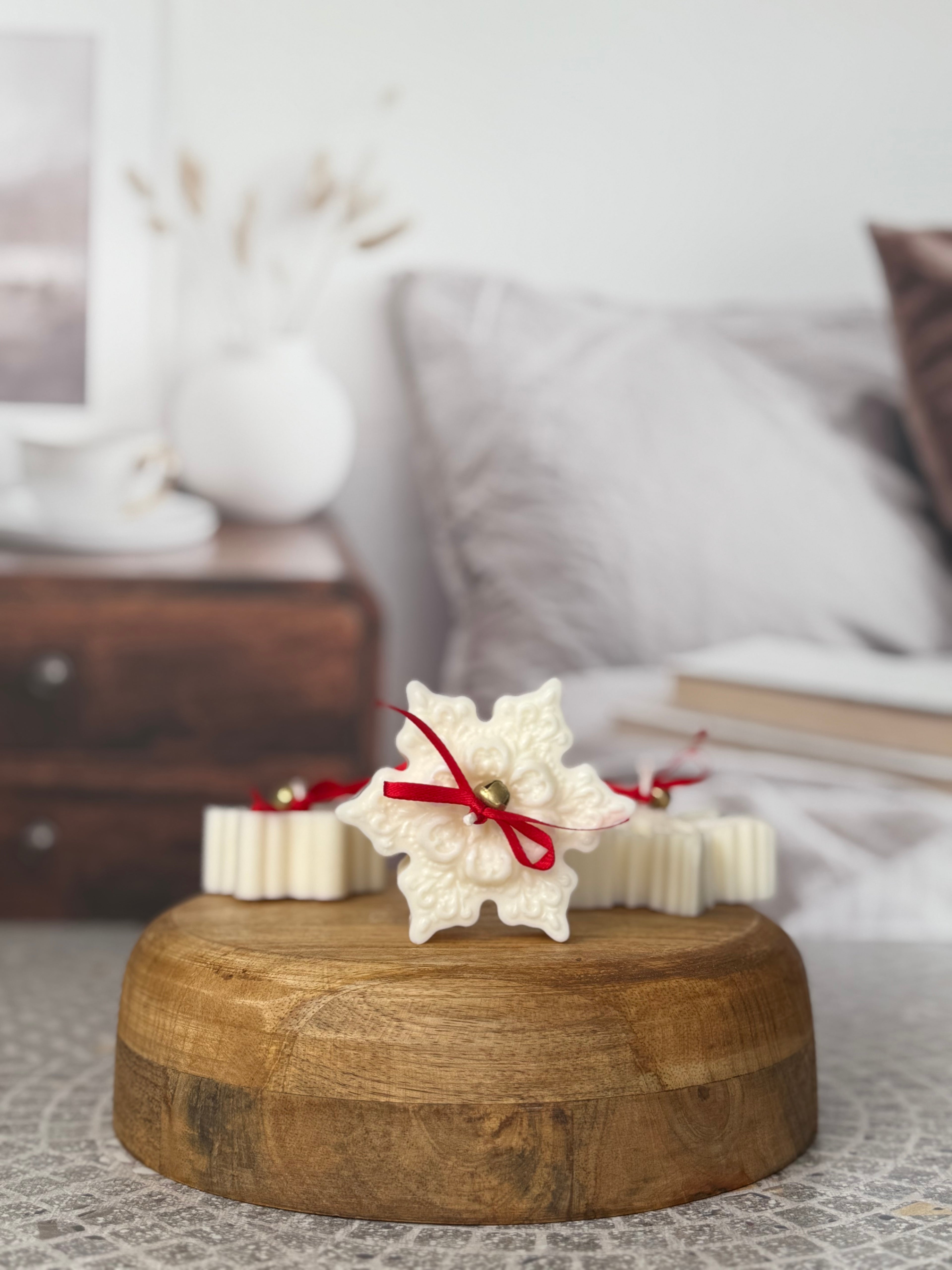 Set 3 Velas Copo de Nieve – Vela artesanal de soja con aroma suave y diseño navideño | Navidad iluminada |