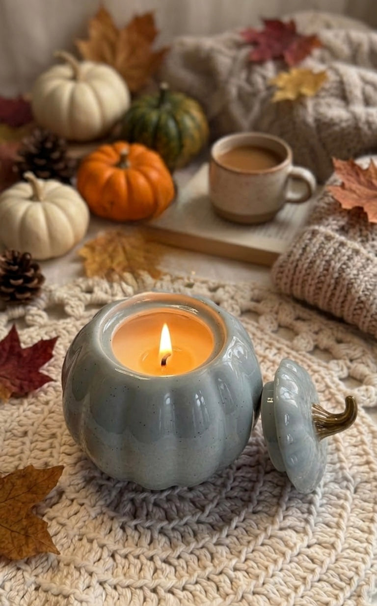 Vela de Cerámica en Forma de Calabaza – Autumn Cashmere (11.7 oz)